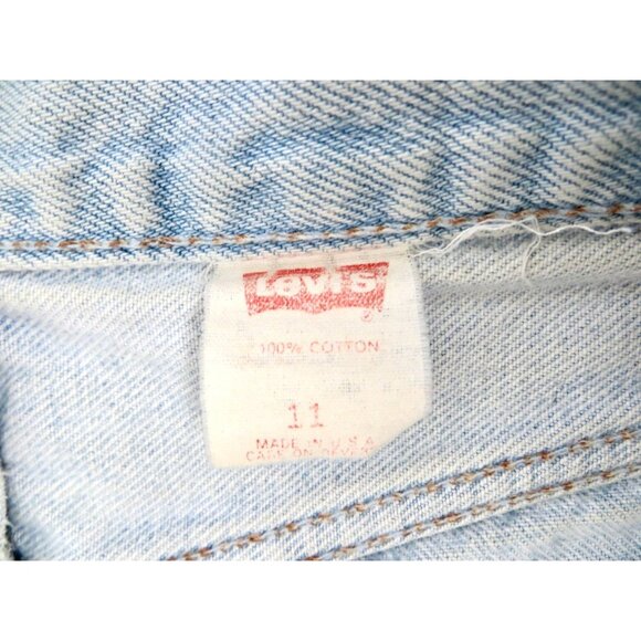 Vintage Levi's Denim Jean Shorts Button Fly Made in USA SZ 26 Waist - Picture 7 of 8